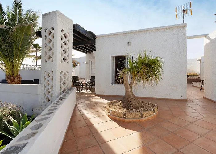 Beautiful Duque Poris Arico